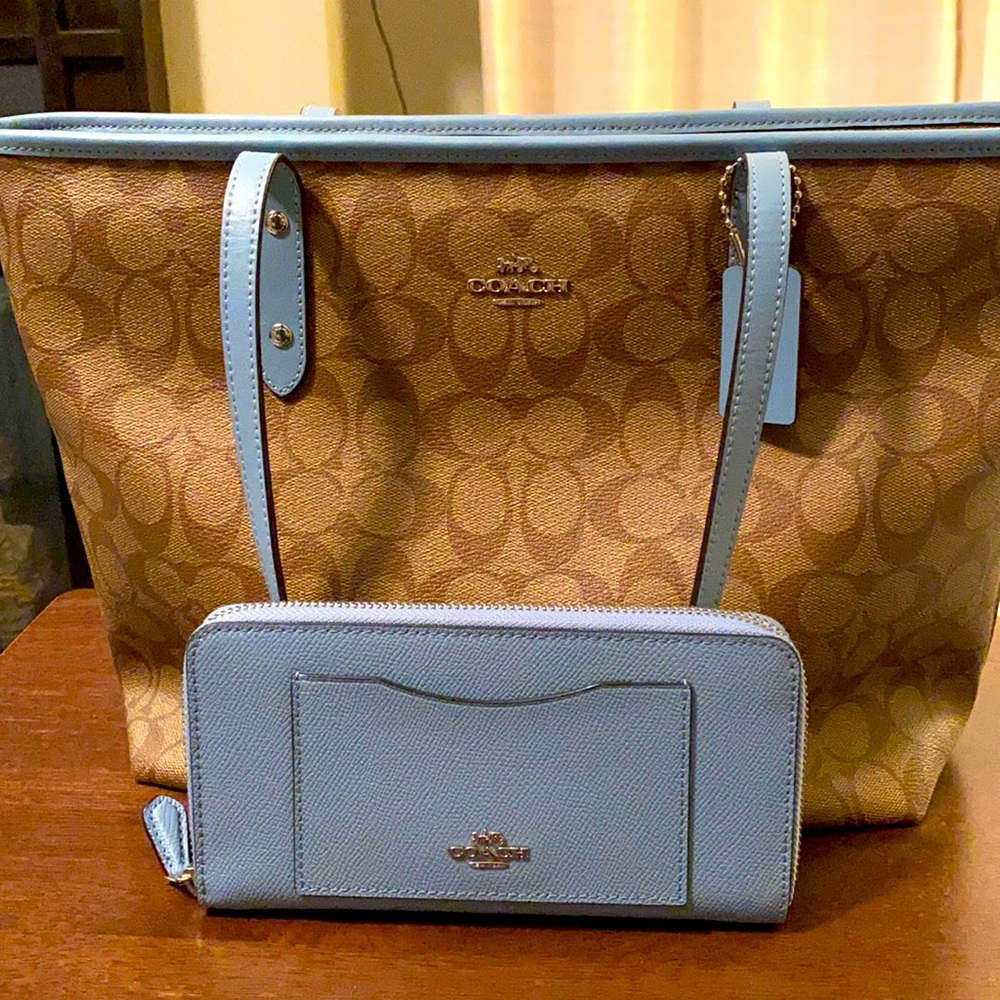 COACH City tote and matching wallet